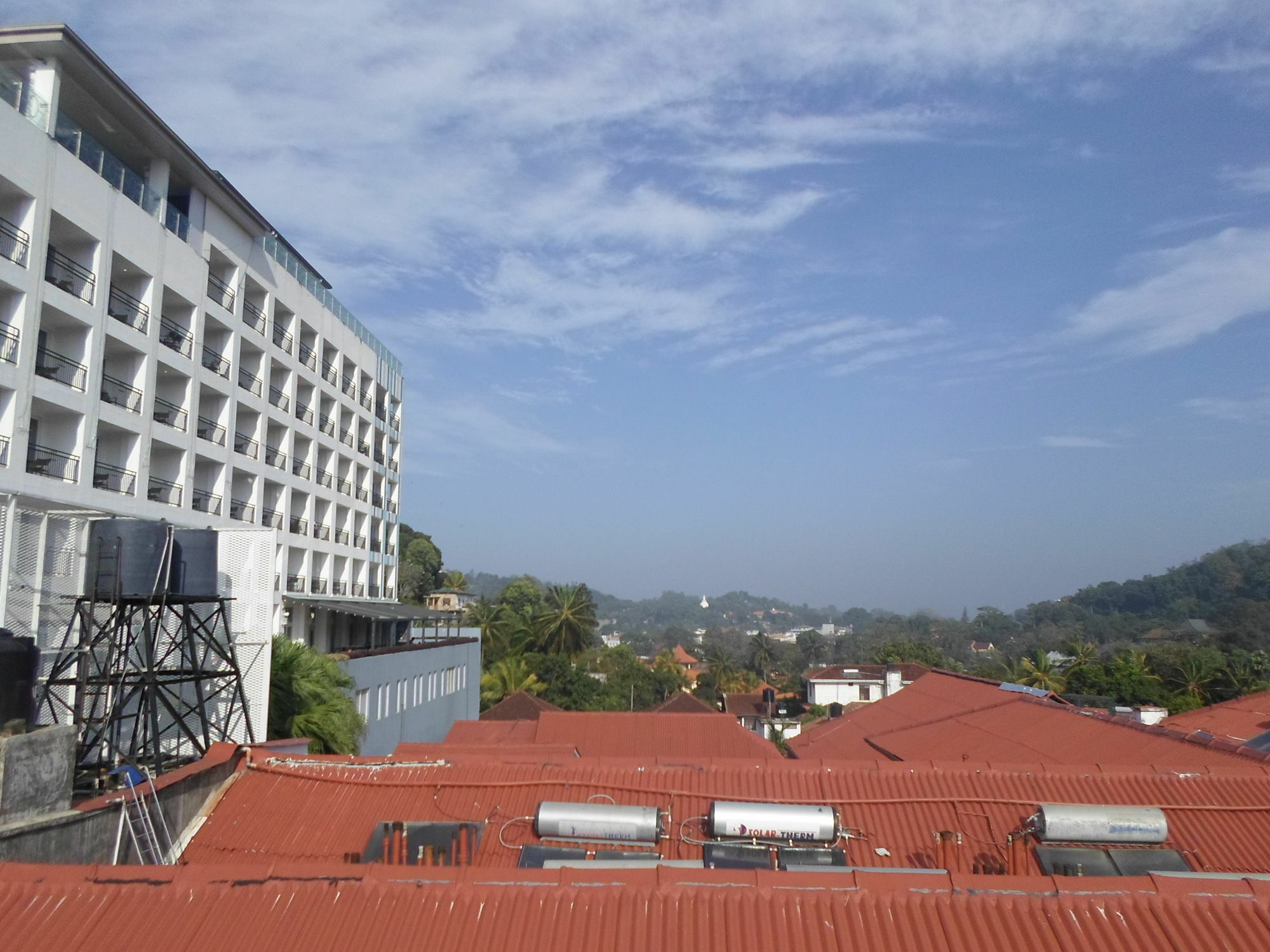 Hotel King Of Kandy Exterior foto